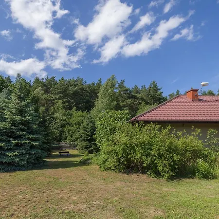 Willa Forest W Pobliżu Suntago Krzyzowka (Zyrardow)