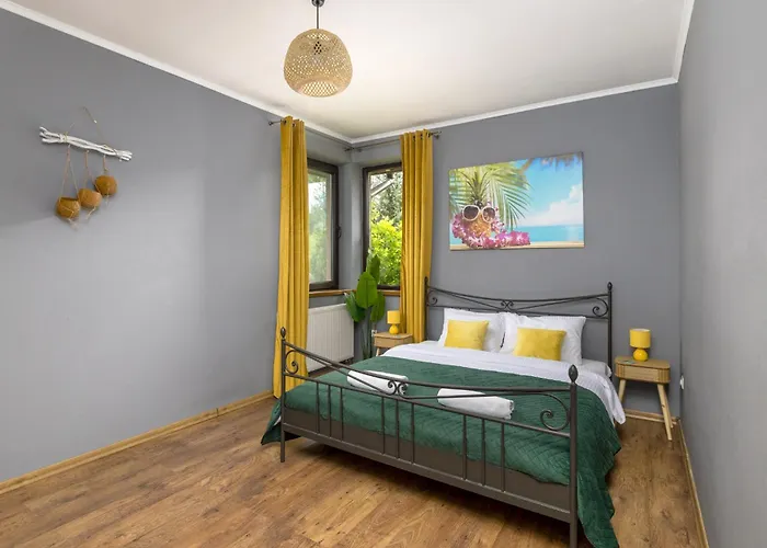 ヴィラ Forest W Poblizu Suntago